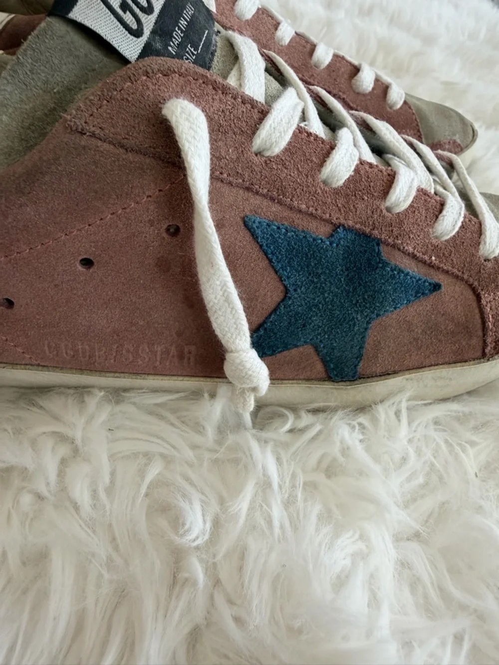 Golden Goose Deluxe Brand GGDB
SuperStar (SSTAR) Size 37 US 7 - Picture 2 of 12